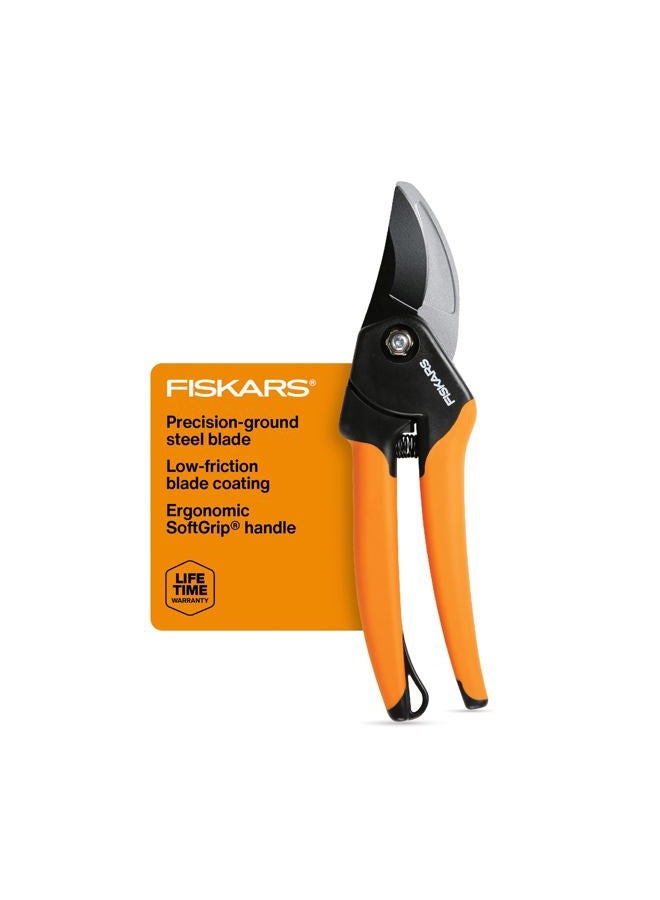 Fiskars مقص تقليم بypass، سعة قطع 5/8 بوصة، مقص يدوي SoftGrip للأيدي الصغيرة، الشفرة تبقى حادة مع الاستخدام المكثف مع طلاء مقاوم للصدأ ومنخفض الاحتكاك - Image 1