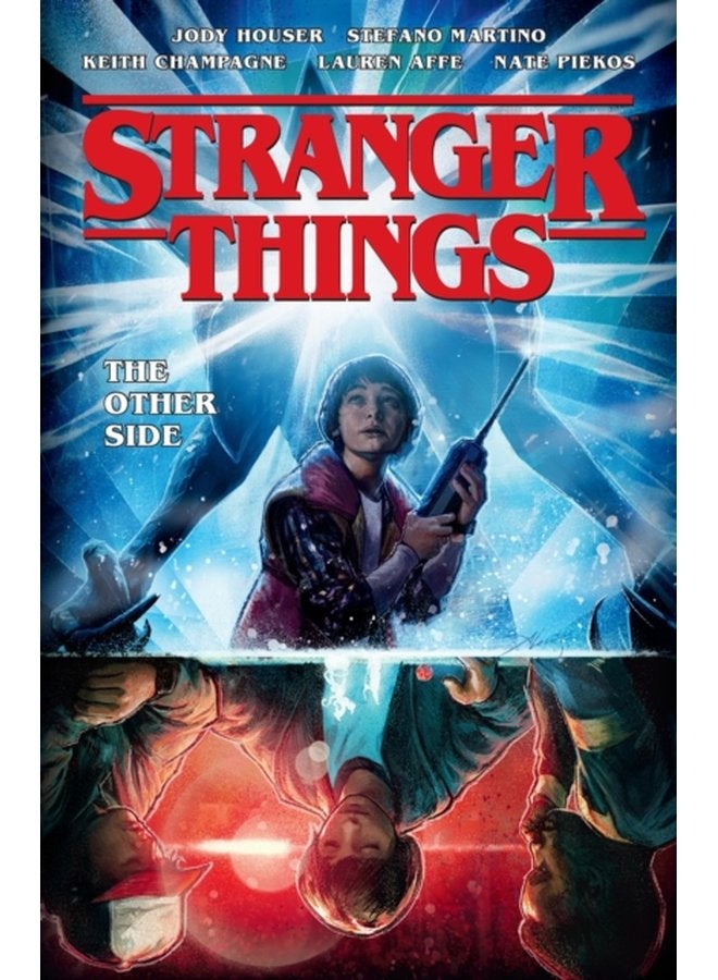 أشياء غريبة: الجانب الآخر - رواية مصورة - غلاف ورقي