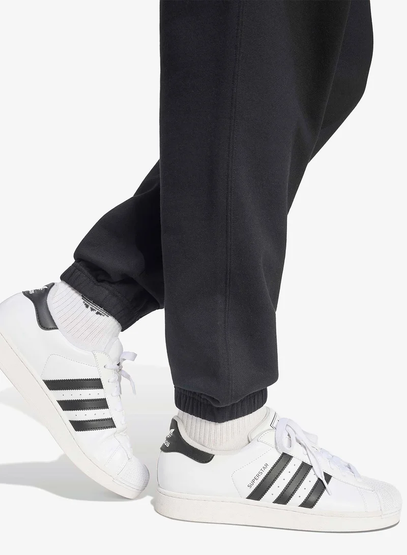Adidas Originals BLACK Trefoil Essential Regular Fleece Joggers for Men | Best Price UAE