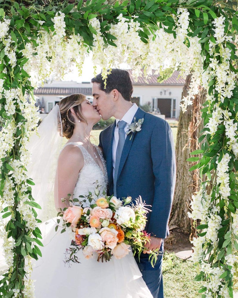 DearHouse 2Pcs 6Ft/Piece Artificial Flowers Wisteria Garland Artificial Wisteria Vine Hanging Flower Greenery Garland for Home Garden Outdoor Wedding Arch Floral Decor (White) - Image 2
