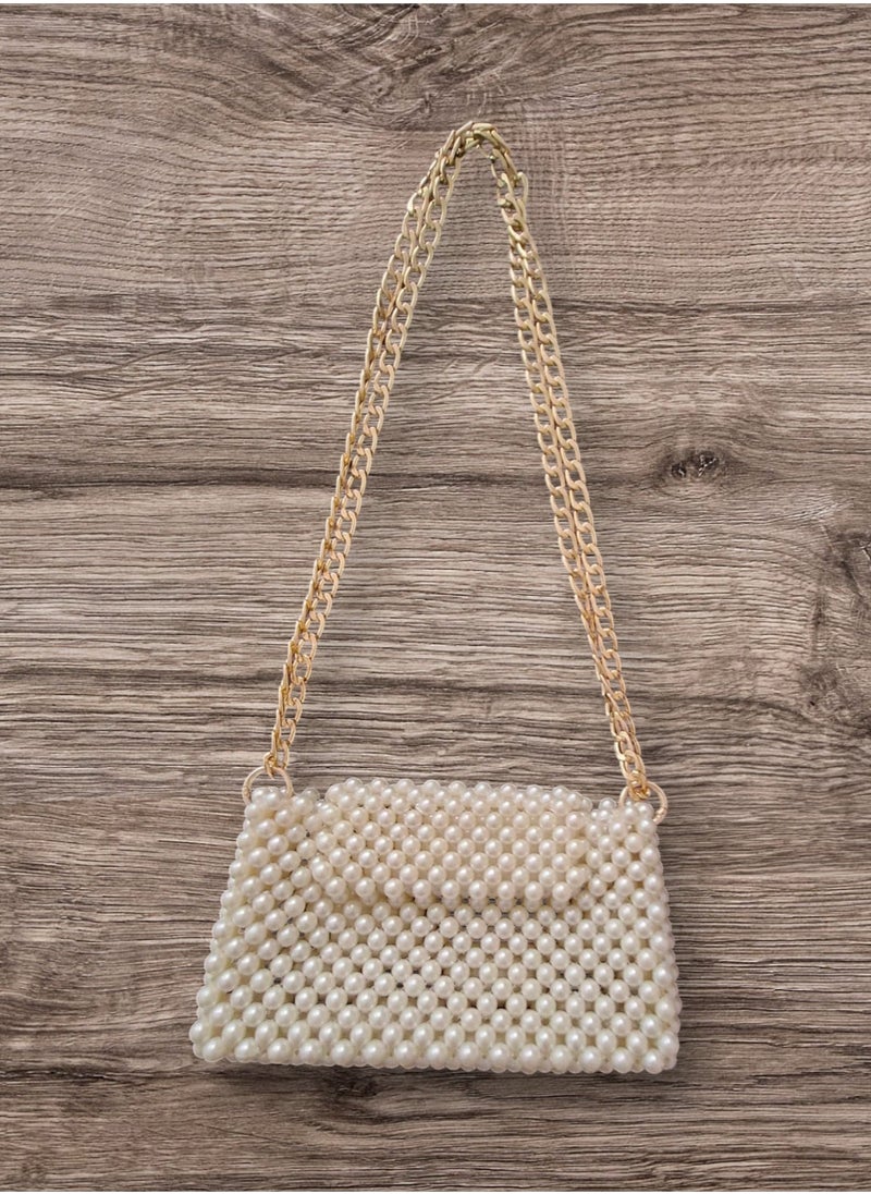 Crossbody bag for women, handmade from luxurious beads, suitable for parties, outings and multiple uses, size 22 cm * 14 cm, internal space sufficient for up to 3 mobile phones, available in distinctive colors (black - red - beige - multiple colors)