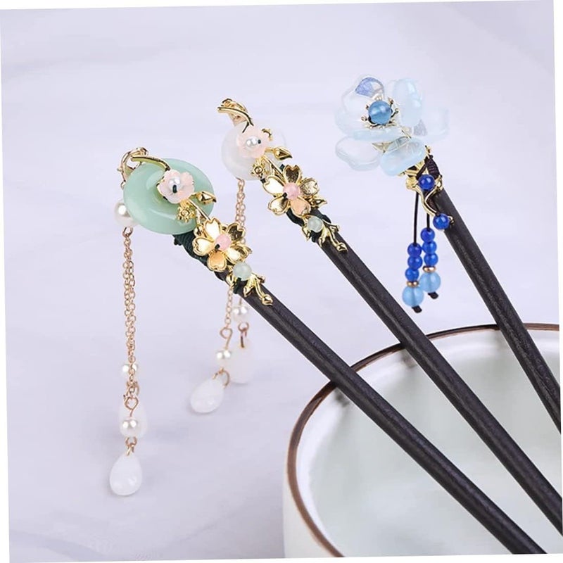 Floral tassel wooden disc hairpin with Hanfu cheongsam - Image 5
