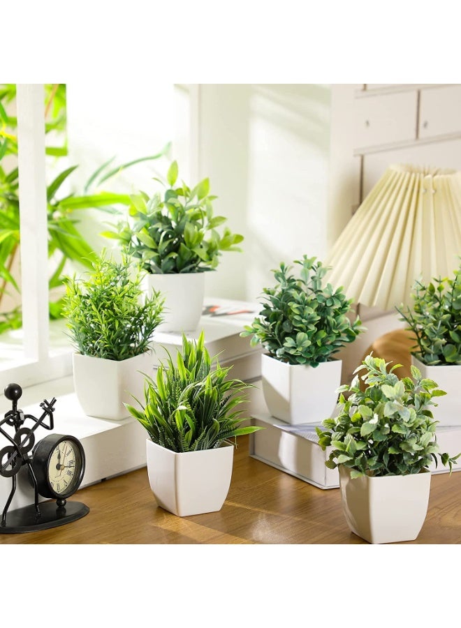 Dekorly نباتات ديكورلي اصطناعية في أصص، عبوة من 6 نباتات أوكالبتوس بلاستيكية اصطناعية صغيرة، نباتات منزلية صغيرة في أصص للاستخدام الداخلي، نباتات اصطناعية صغيرة لتزيين المنزل والحمام والمكتب والمزرعة (مجموعة من 6 قطع) - Image 2