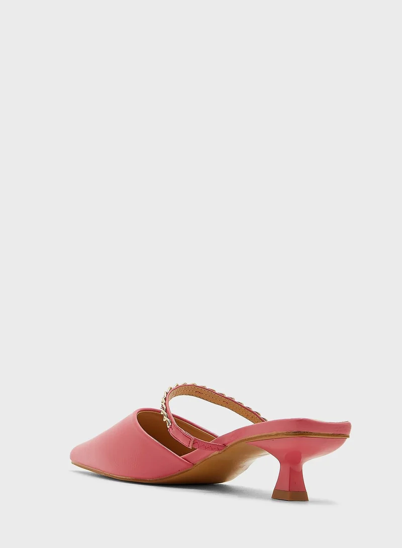 Ginger Chain Detail Slip On Pointed Pump