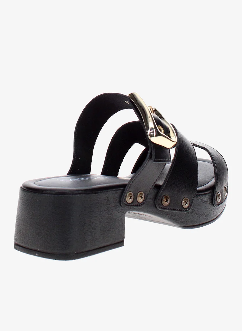 Beira Rio Black Beira Rio Women’s Flat Summer Footwear – Lightweight Slip-On Comfort with Stylish Casual Design for Women | Best Price UAE