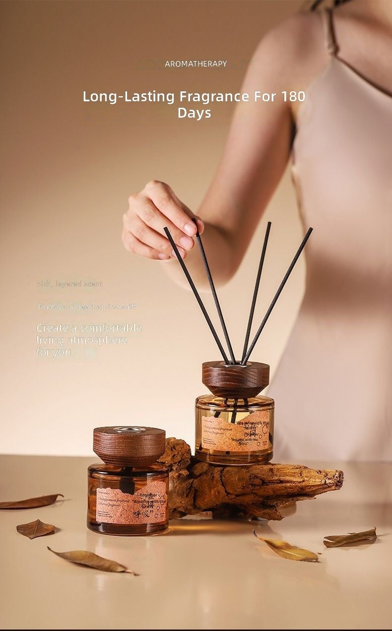 يوهان معطر سيارة بالبخار عطر طويل الأمد معطر جو زجاجي ديكوري للسيارة والمنزل برائحة خشب الصندل 120 مل - Image 3
