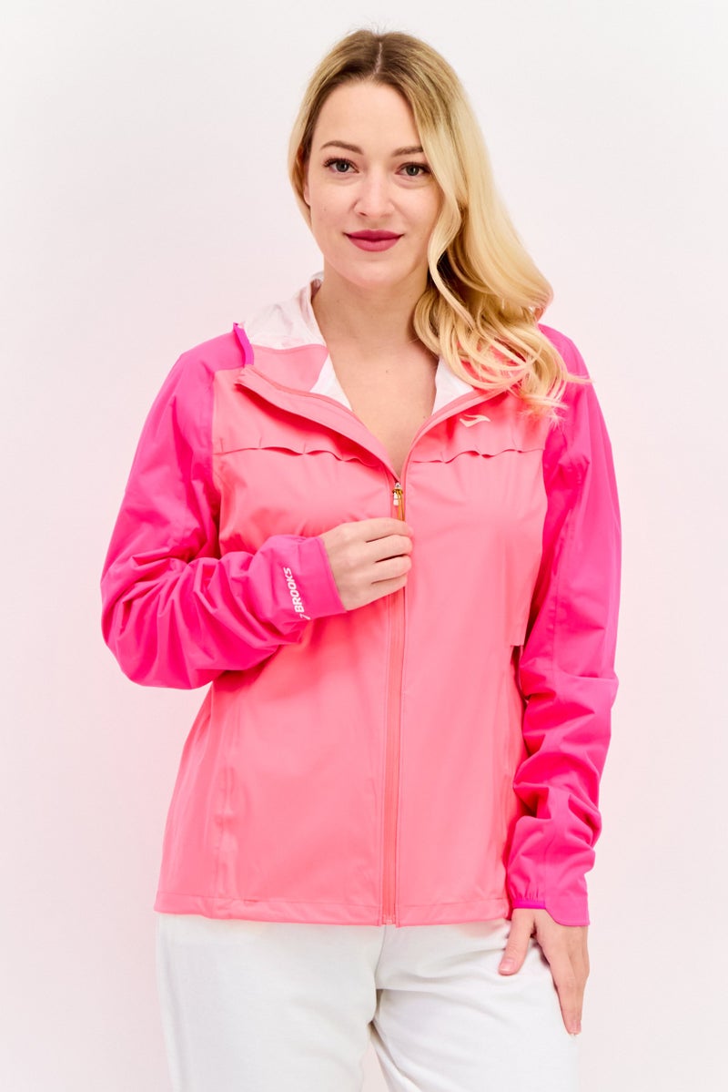 Brooks جاكيت رياضي للنساء مناسب للجري، فوشيا - Image 1