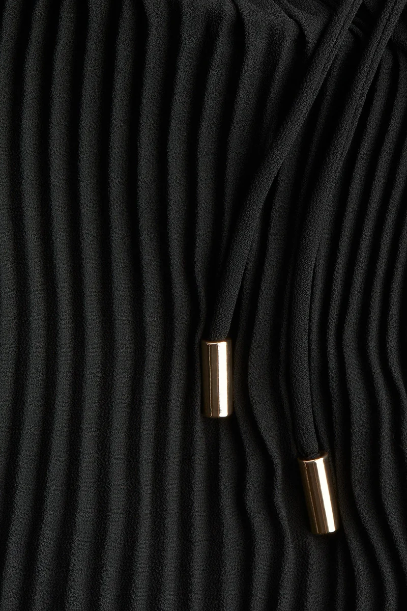 H&M Long plissé dress