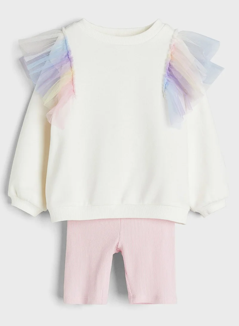 اتش اند ام Kids Ruffle Sleeve Sweatshirts & Shorts Set