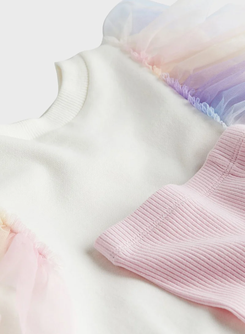 اتش اند ام Kids Ruffle Sleeve Sweatshirts & Shorts Set