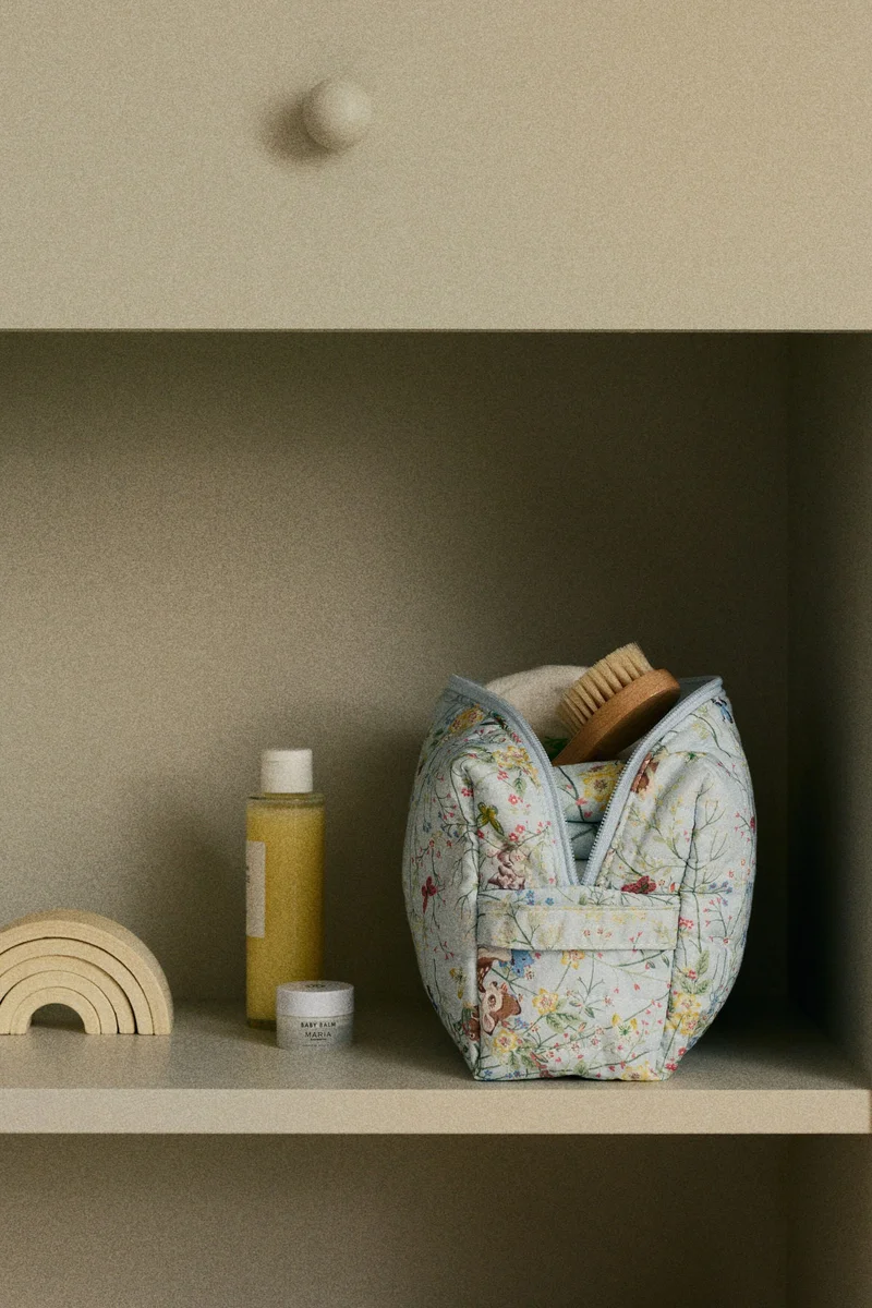 اتش اند ام حقيبة تغيير للطفل مبطنة من القطن