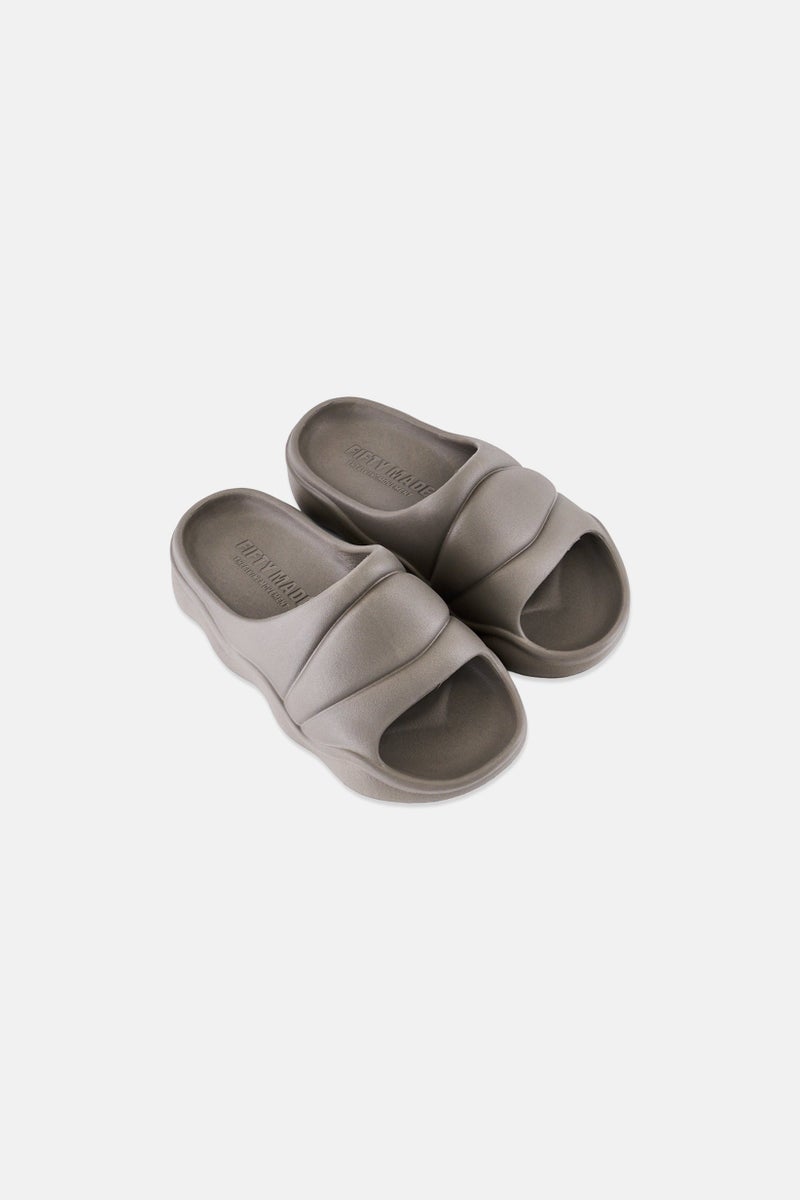 The Giving Movement Kids Boy Brand Logo Slip On Slides, Mushroom Grey - Image 4