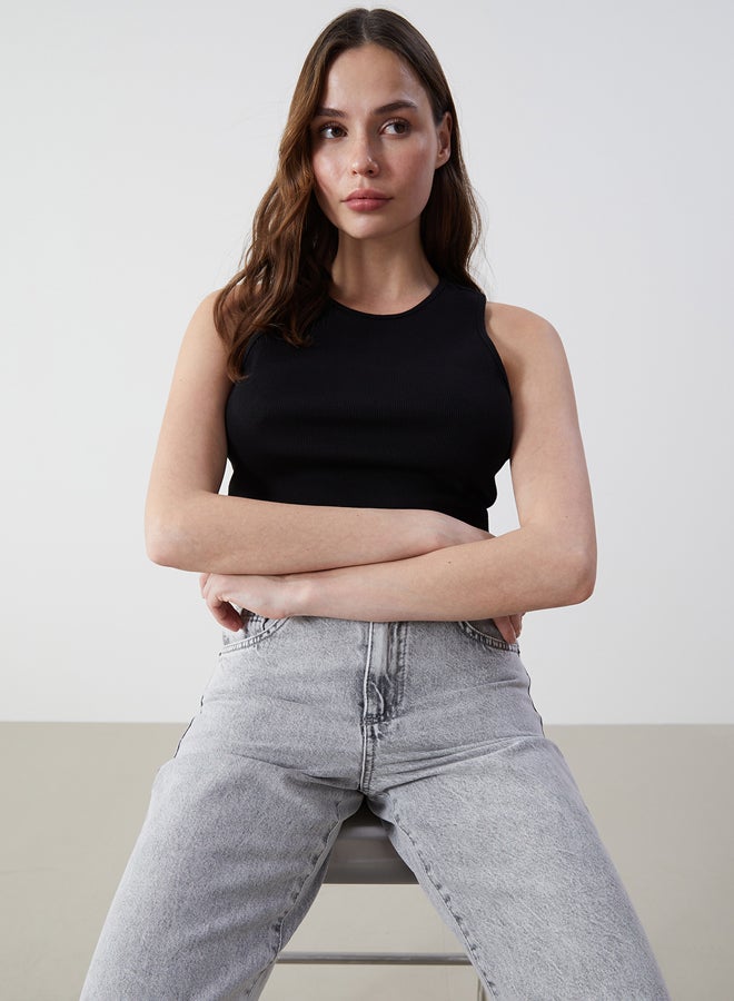 LC WAIKIKI Crew Neck Textured Women's Crop  - Image 1