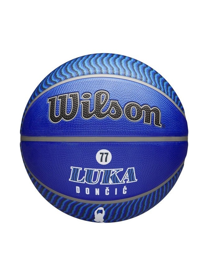 ويلسون كرة سلة ويلسون NBA Player Icon Outdoor Basketball - لوكا - مقاس 7 للأعمار من 12 سنة فما فوق والبالغين - أزرق/أبيض، معدات رياضية فاخرة - Image 1