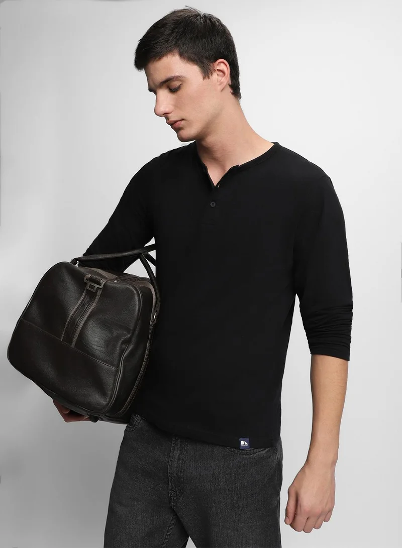 Dennis Lingo Men's Black And Charcoal 100% Cotton Solid Pattern Slim Fit T-Shirt