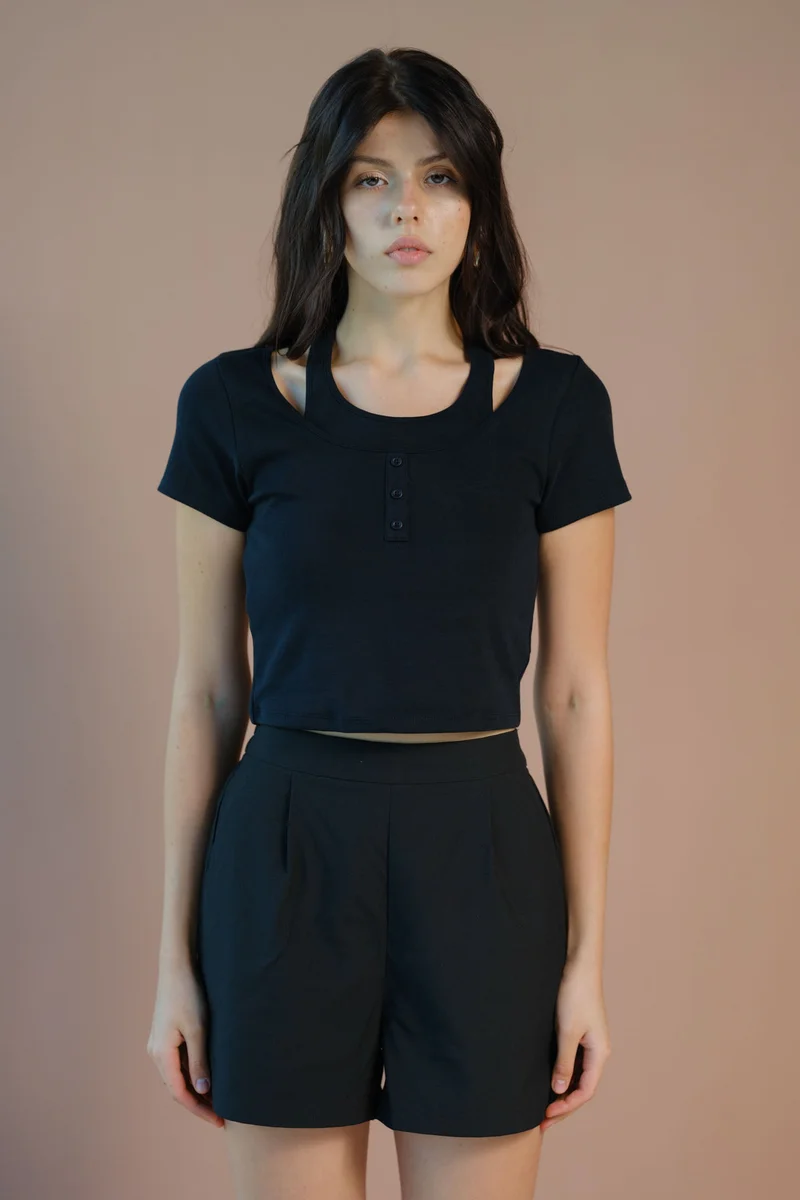 فيرجيو Solid Cotton Stretch Black Halter Neck T-Shirt for Women