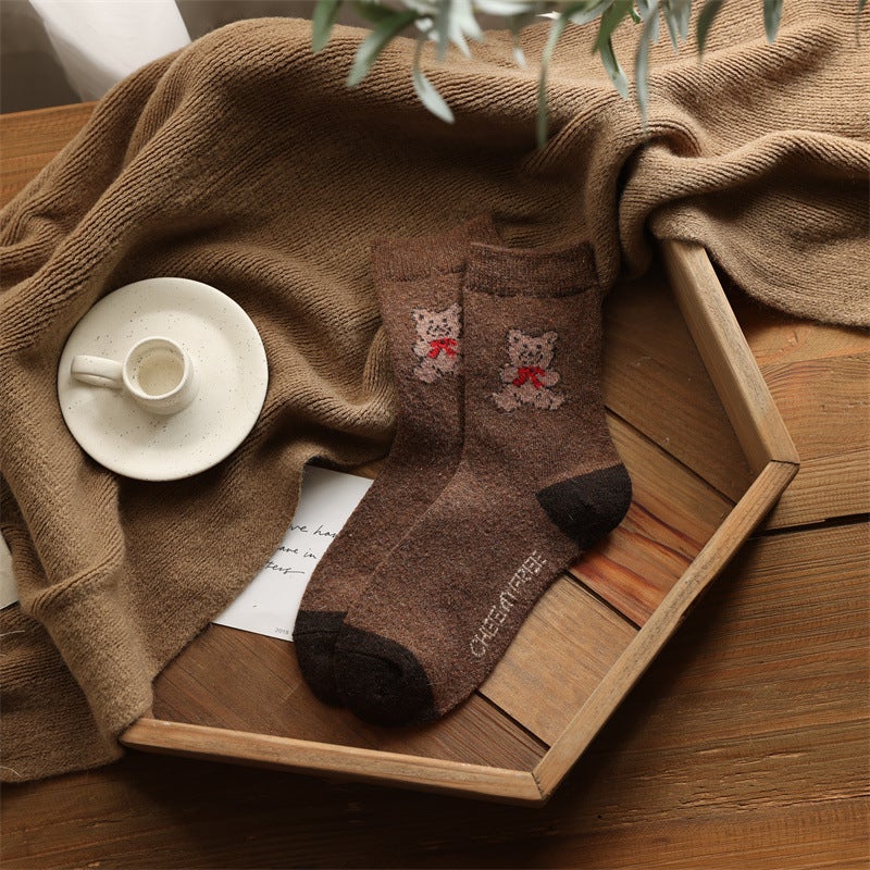 Zhuji socks autumn and winter womens thickened warm wool socks Japanese retro bear stockings home confinement socks wholesale 3318 brown bear
