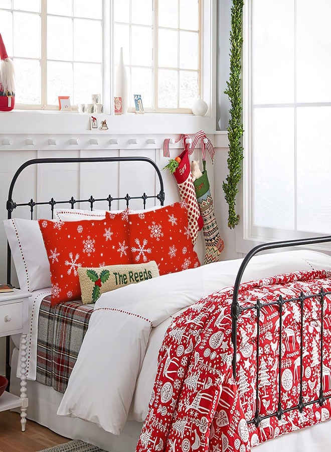 YIYEA Christmas Standard Pillow Cases Set of 2, Ultra Soft Double Brushed Microfiber Pillowcases Standard, Christmas Snowflake Bed Pillow Covers, Fade Resistant, Easy Slip-On (20"x26") - Image 3