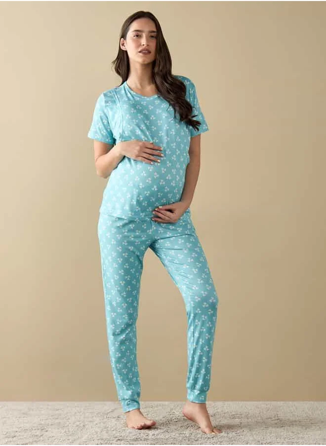 فاف All-Over Heart Print Nursing T-shirt and Pyjama Set