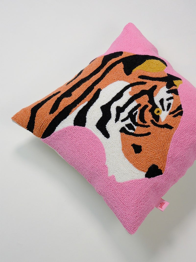 Galia Tasarım Galia Design Special Design Tiger Punch Cushion Cover / Pink  - Image 3