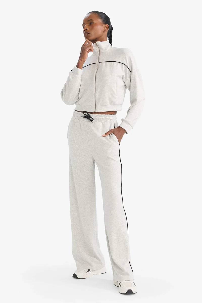 ديفاكتو Cardigan