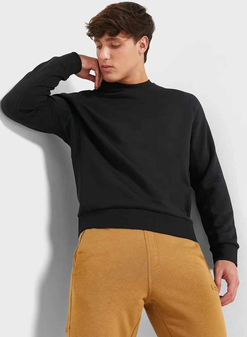 CALVIN KLEIN Essential Crew Neck Sweatshirt