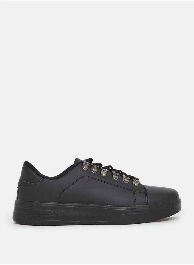 Styli Welt Stitched Accent Low Top Sneakers