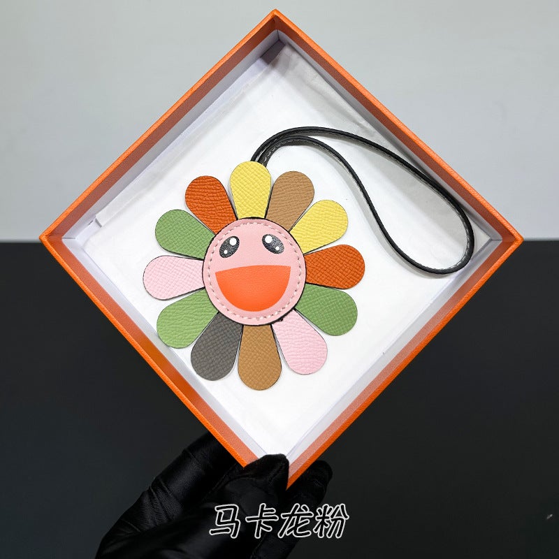 New Niche High-Grade Genuine Leather Sunflower Pendant Cute Baby Bag Bag Hanging Small Accessories Personalized High-Grade Trendy - Image 1