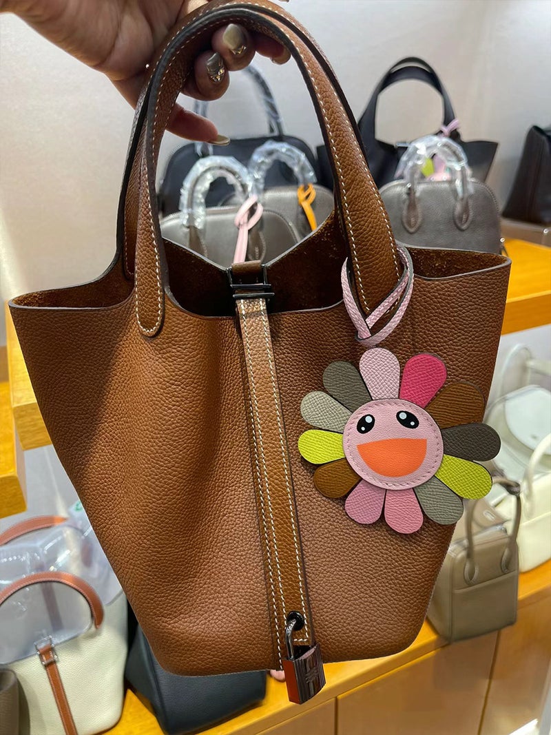 New Niche High-Grade Genuine Leather Sunflower Pendant Cute Baby Bag Bag Hanging Small Accessories Personalized High-Grade Trendy - Image 2
