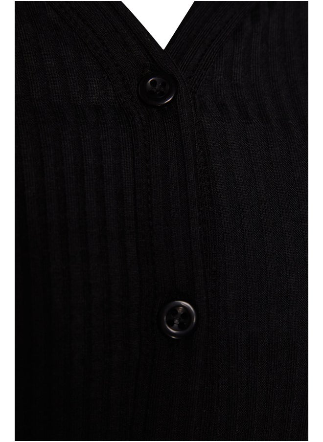 trendyol - Black V-Neck Knitted Buttons Pajamas Set TBBSS22PT0215 - Image 1