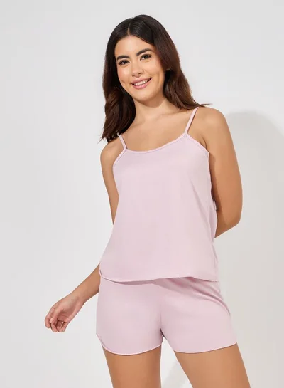 ستايلي مجموعة من شورت وبلوزة كامي سادة