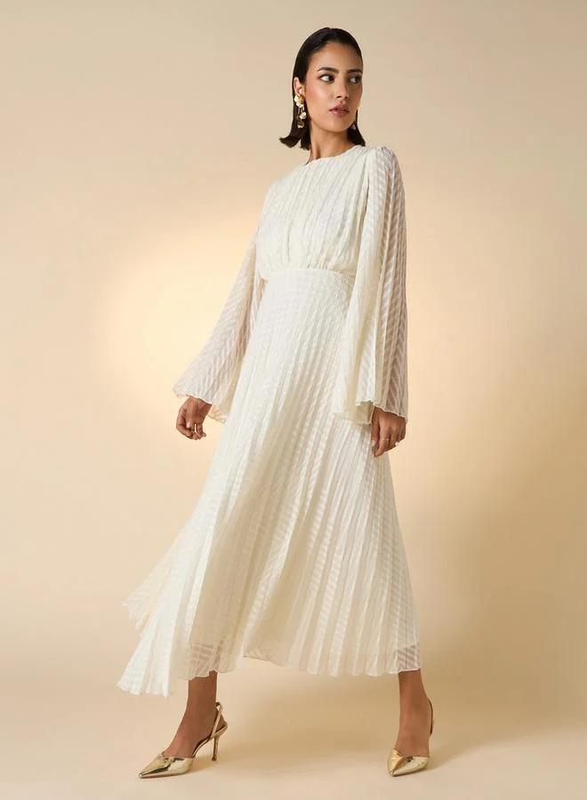 2Xtremz 2Xtremz Pleated Midi Dress with Flared Sleeves