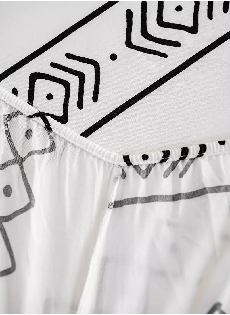 Generic Geometric Pattern Fitted Sheet  - Image 5