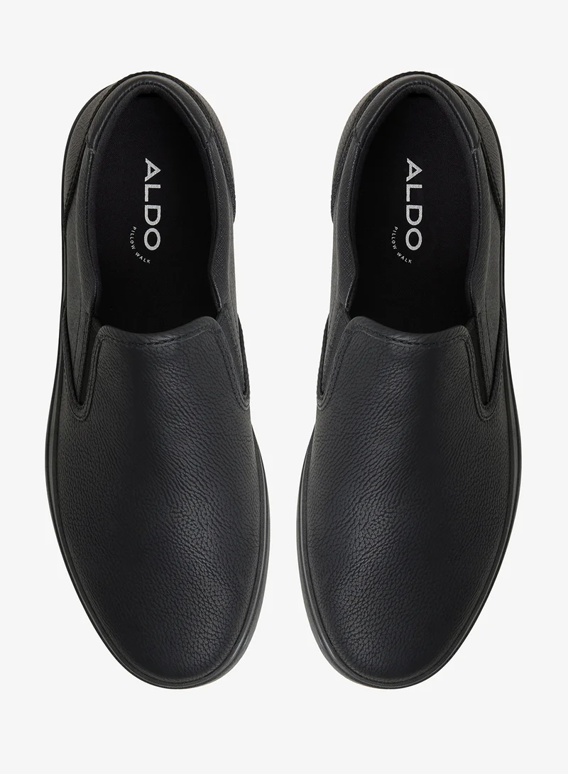 الدو سليبرز كاجوال