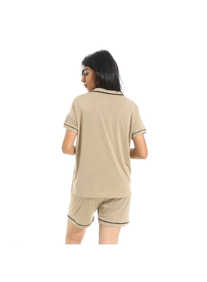 سيزار بيجامة حريمي قطعتين بزراير وشورت - Image 2