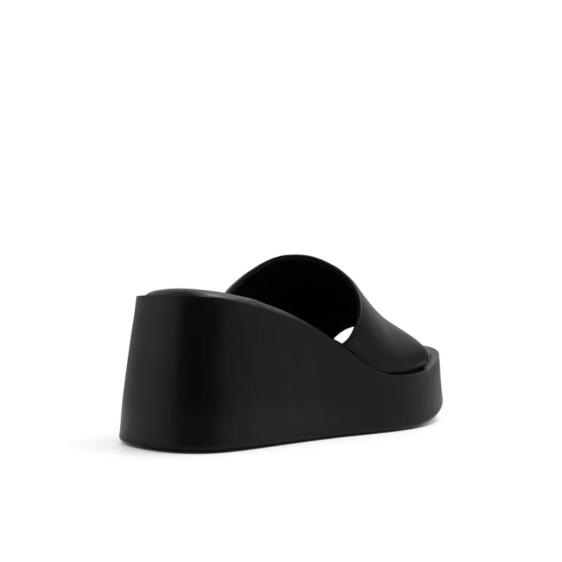 Call it Spring Tabatha wedge sandal