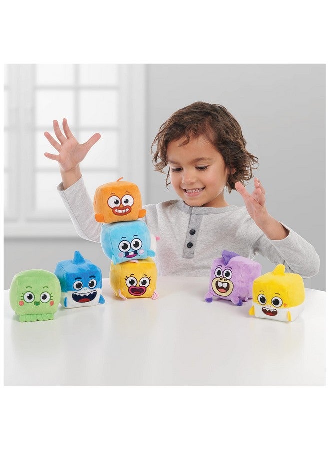 WowWee Baby Shark'S Big Show! Song Cube - William The Goldfish Singing Plush Toy - Official Toys - Image 4