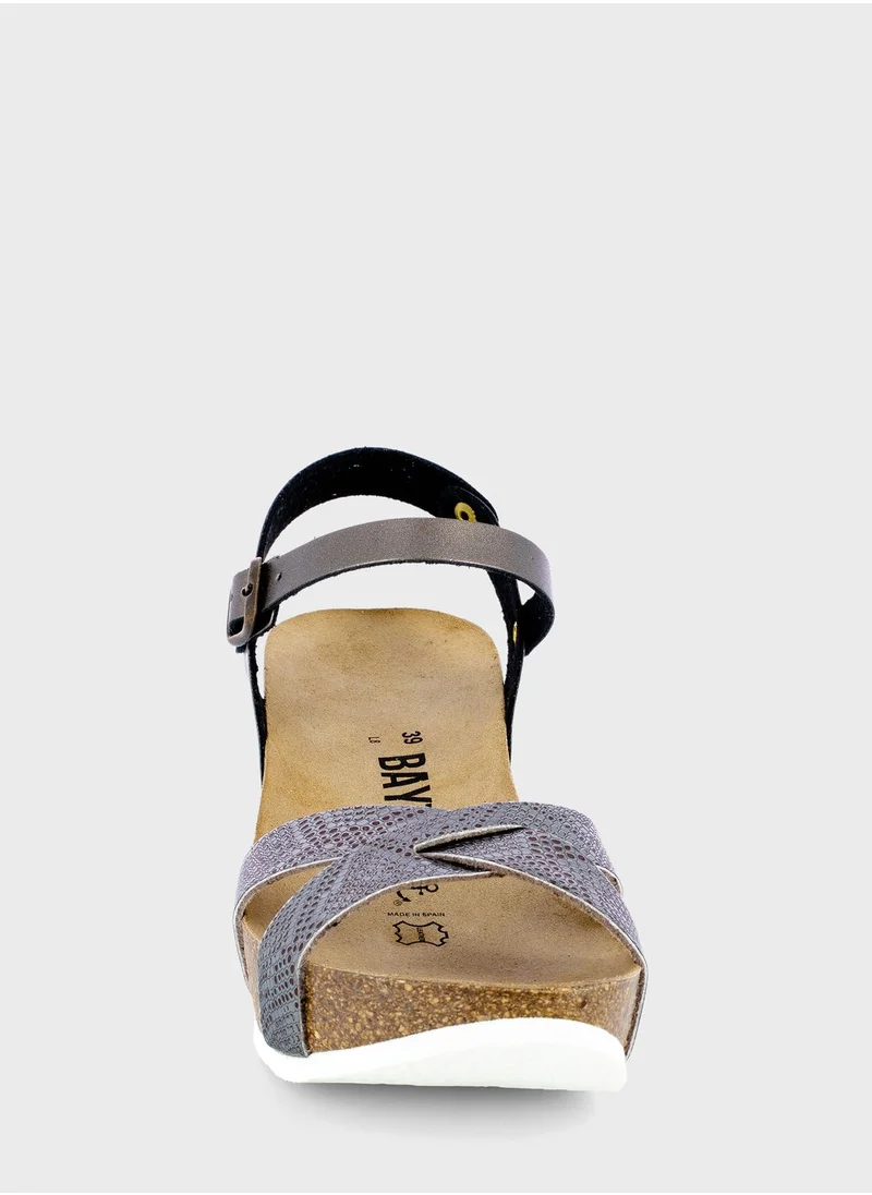 BAYTON Venus Strappy Mid Heel Wedges
