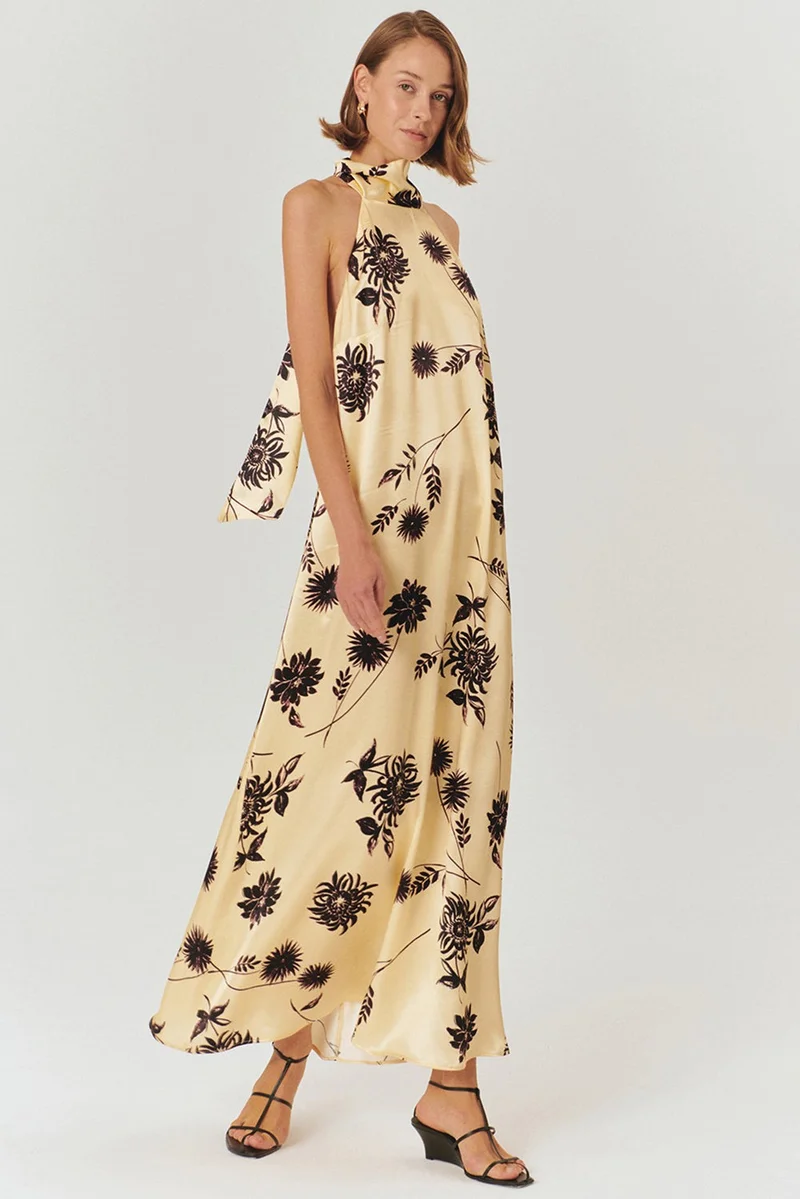 EXQUISE Halter Neck Floral Patterned Flush Fabric Maxi Dress