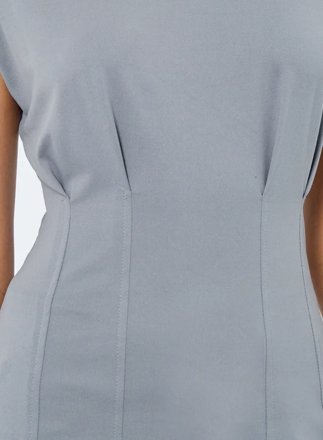 تايك تو تيشيرت سادة بأكمام كيب