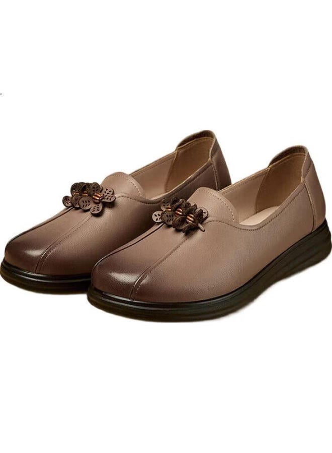 YEARCON Women'S Middle-Aged Mom Shoes Soft-Soled Peas Shoes 29383W Beige 40 - Image 2