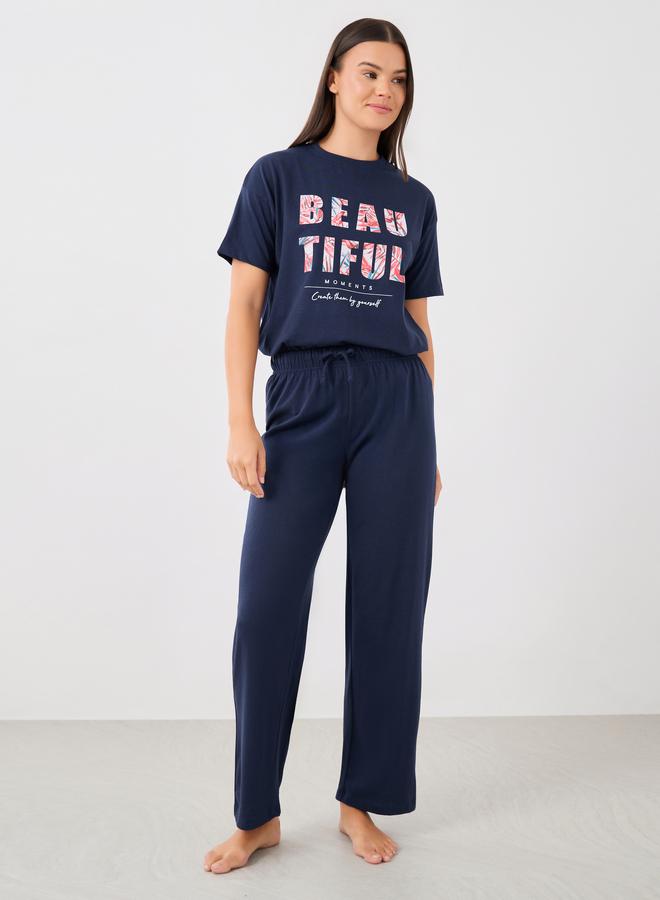 ستايلي طقم بيجاما من بنطال وتيشيرت بأكتاف منخفضة - Image 4
