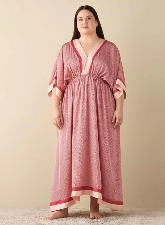 Splash FAV All-Over Print Satin Kaftan Night Gown with V-neck
