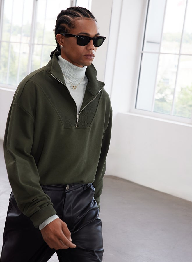trendyol Limited Edition Khaki Oversize/Wide Cut Stand Collar Zippered Sweatshirt TMNAW25SW00141 - Image 3