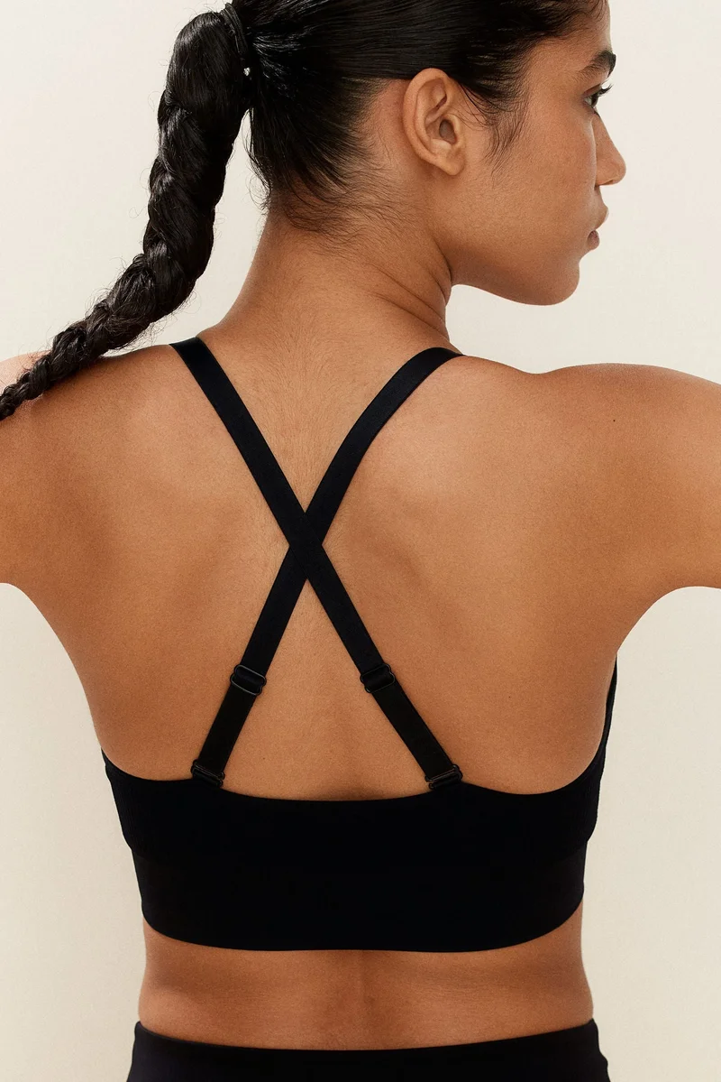 اتش اند ام Seamless sports bra Medium support
