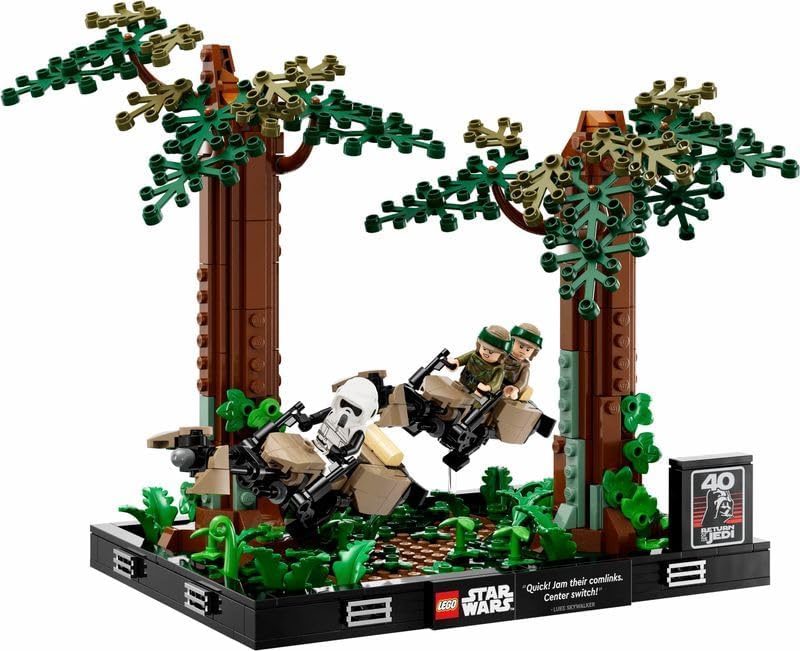 LEGO 75353 Star Wars Endor Speeder Chase Diorama Set with Luke Skywalker, Princess Leia & Scout Trooper plus Speeder Bikes, Return of the Jedi Collectible Model - Image 4