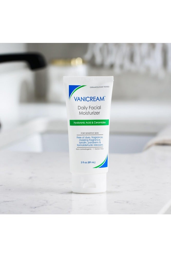 Vanicream Ceramide & Hyaluronic Acid Daily Facial Moisturizer, Hydrating, Nourishing, Lightweight, Oil-Free, Non-Irritating for Common Sensitive Skin, Neutral, 89ml  - Image 4