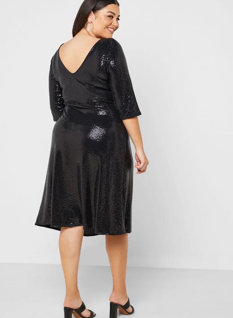 dp curve Boat Neck Sequin Dress