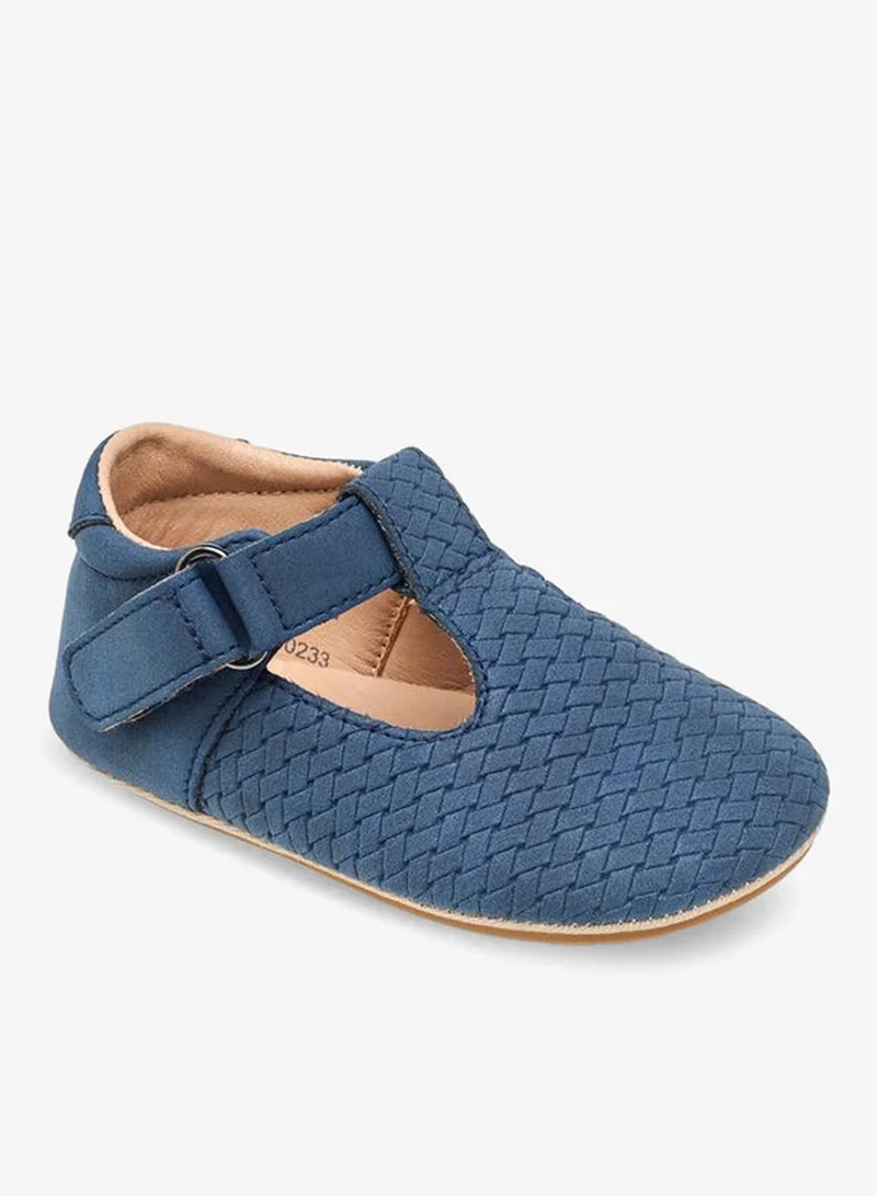 بيرفيت Booties With Hook & Loop Closure