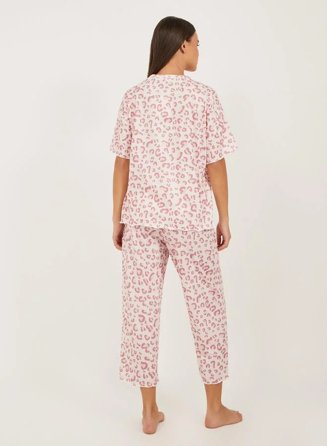 Styli Styli Leopard Print Lettuce Edge Hem T-Shirt and Capri Pyjama Set